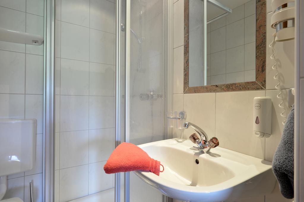 Gaestehaus Hoelzl Itter Phòng bức ảnh